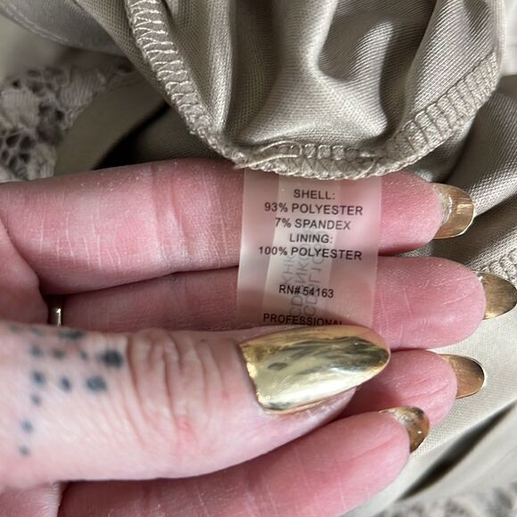 Calvin Klein nude lace overlay Mini - Picture 5 of 5